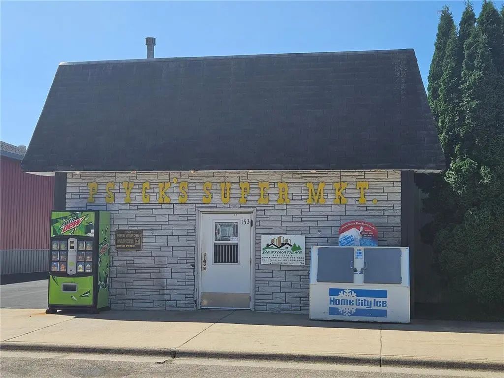 153 Main Street, Bowlus