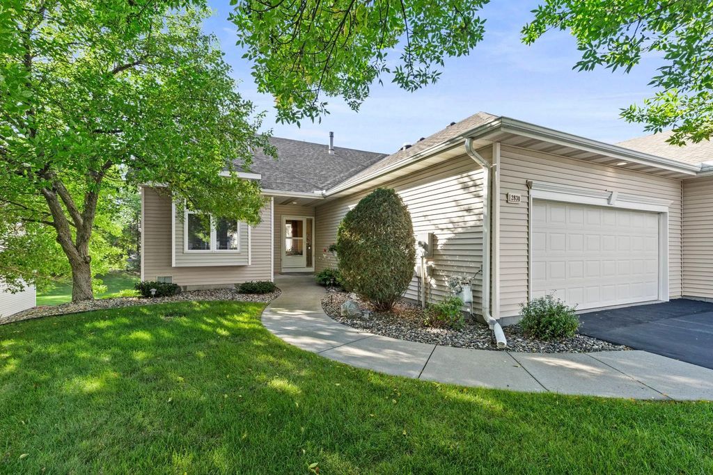 2830 Boulder Drive, Burnsville