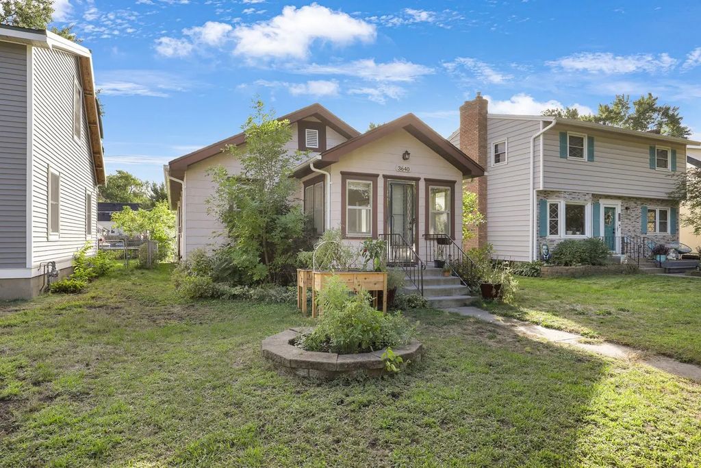 3640 Orchard Avenue N, Robbinsdale