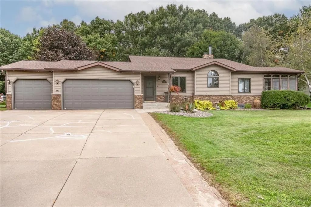 2925 Plum Tree Circle S, Menomonie