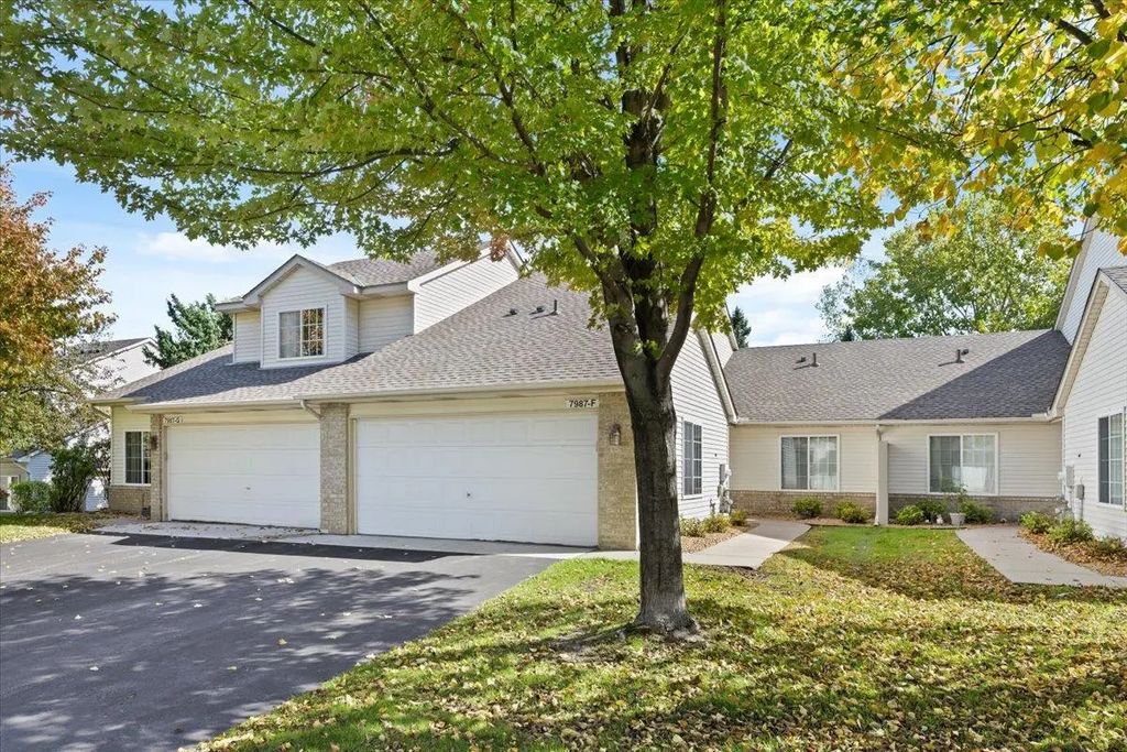 7987 Forest Boulevard Unit F, Woodbury