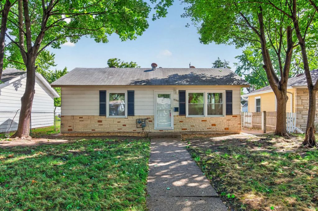 5048 Fremont Avenue N, Minneapolis