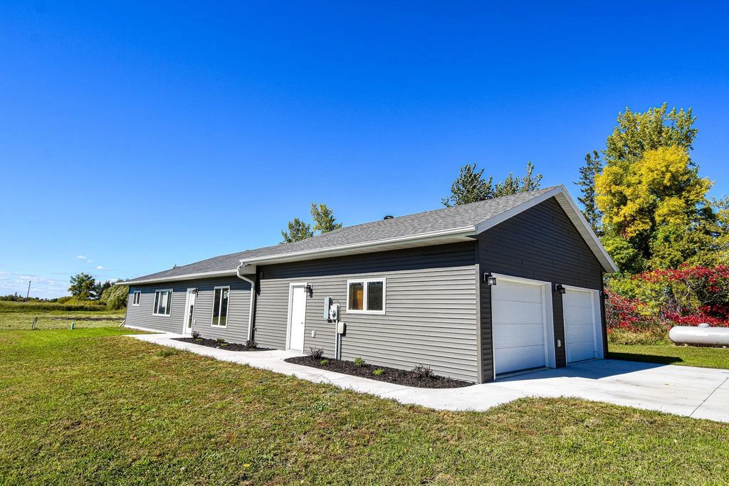 103 Kittson Street, Viking