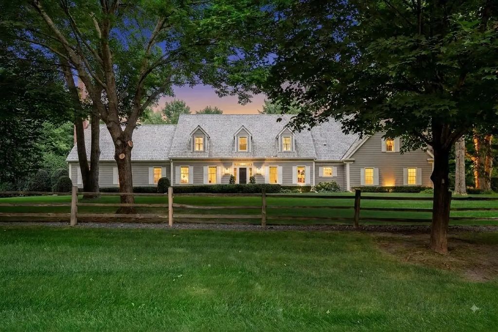 235 Hollander Road, Wayzata