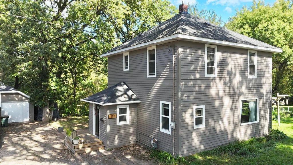 111 Haines Avenue, Paynesville