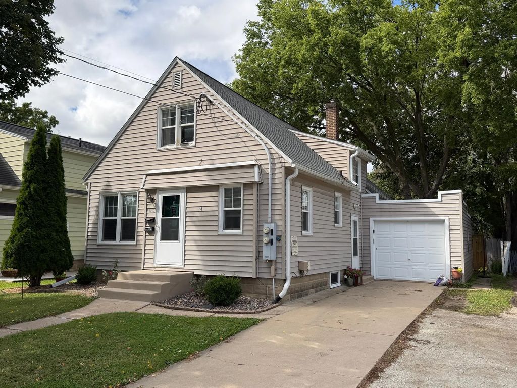 1033 3rd Avenue Se, Rochester