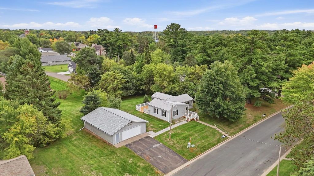 112 Basil Street, Balsam Lake