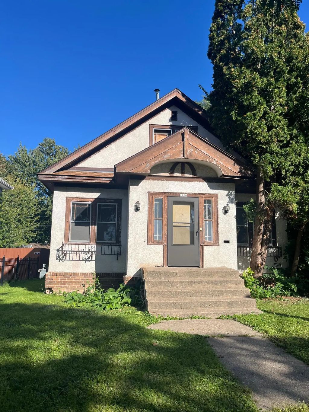 1020 Vincent Avenue N, Minneapolis