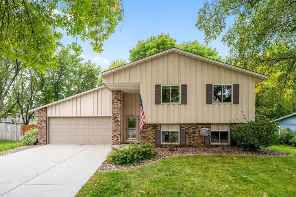 7476 Jeffery Lane S, Cottage Grove