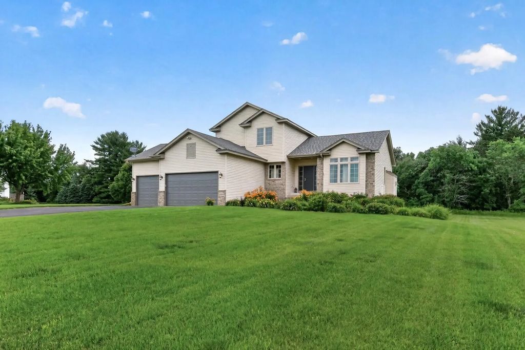 20365 Eidelweiss Street Nw, Oak Grove