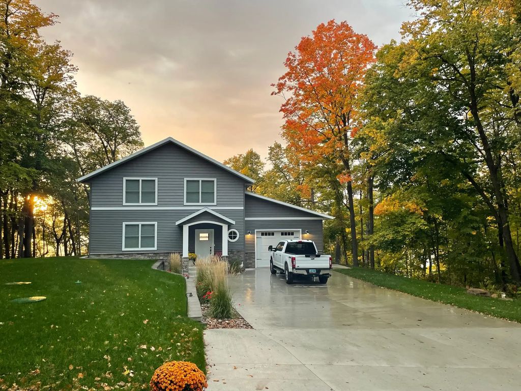 44555 Crystal Hills Way, Pelican Rapids