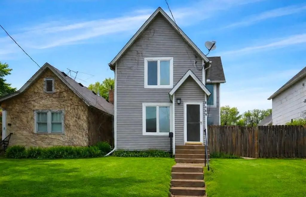 397 Burgess Street, Saint Paul