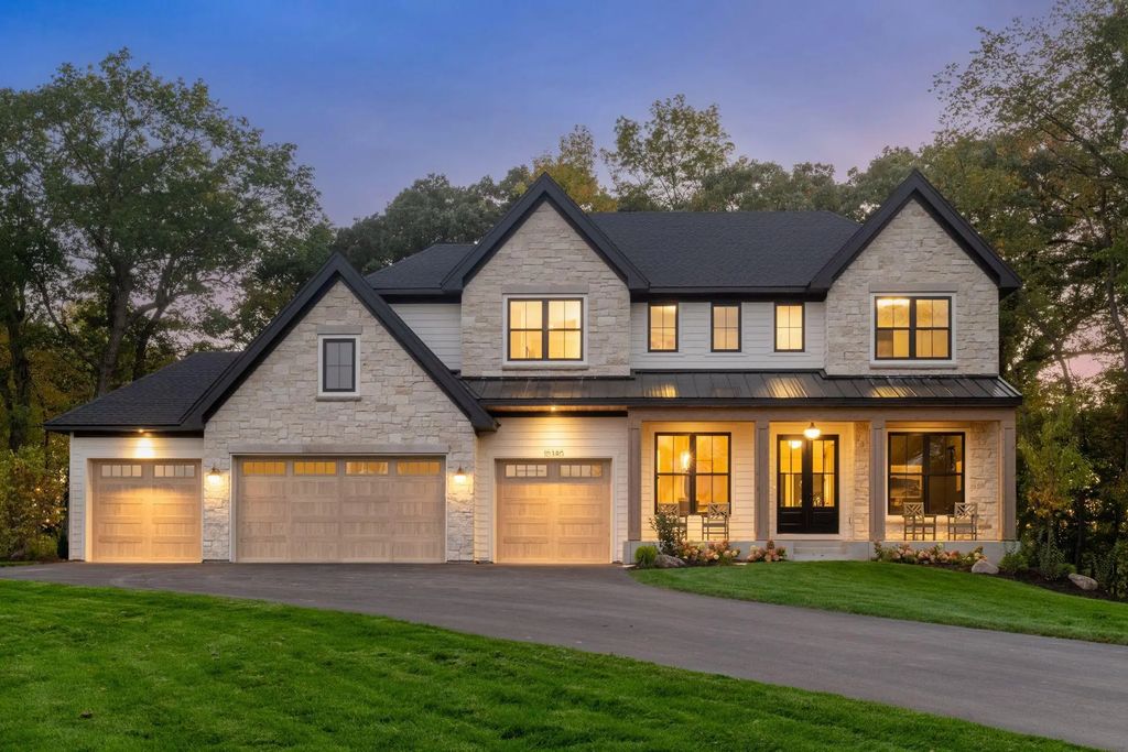 10380 Mallard Drive, Victoria