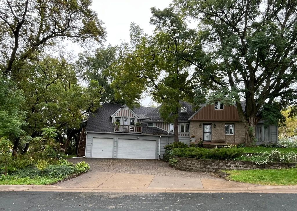 618 2nd Avenue Ne, Stewartville