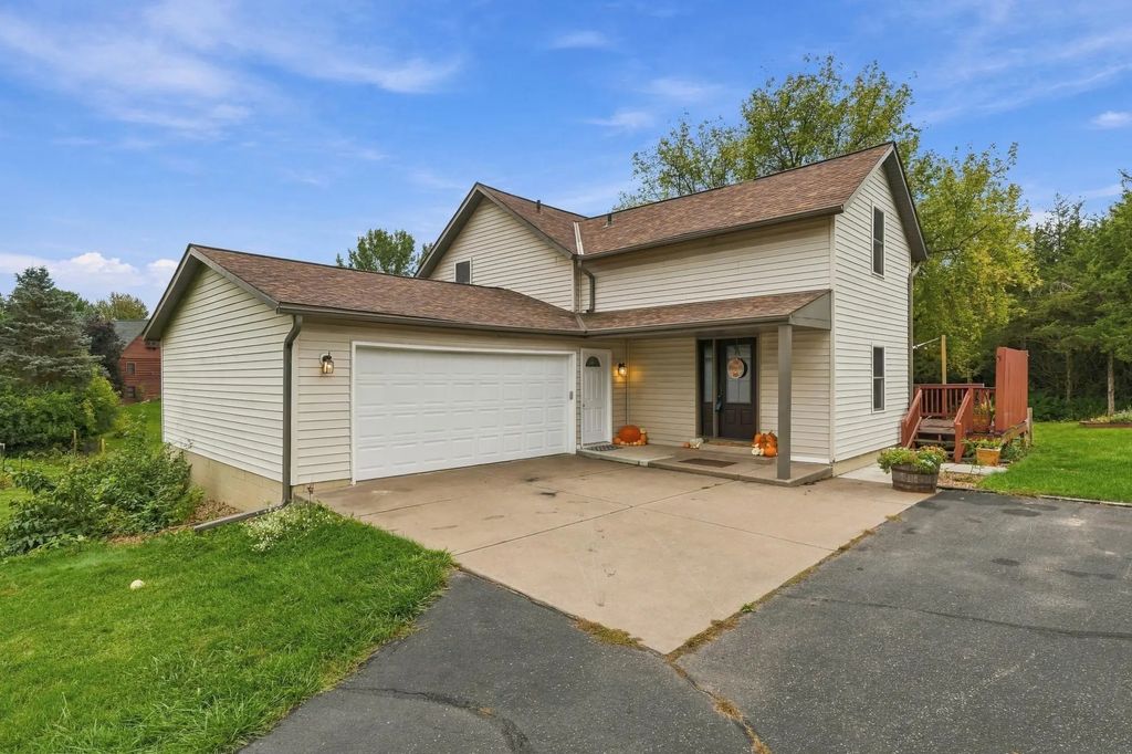 858 Bradley Drive, Hudson