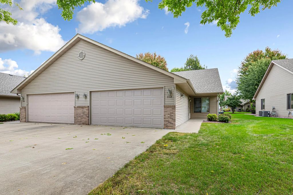 153 S Elm Street, Belle Plaine