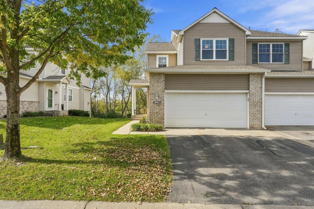 20057 Heathrow Way 2201, Farmington