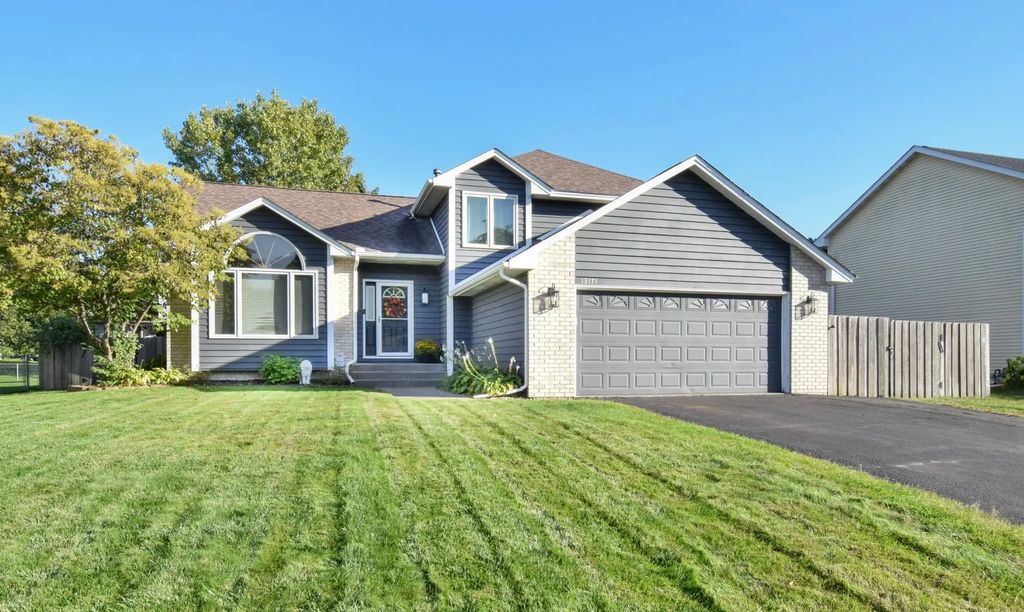 13171 Zion Street Nw, Coon Rapids