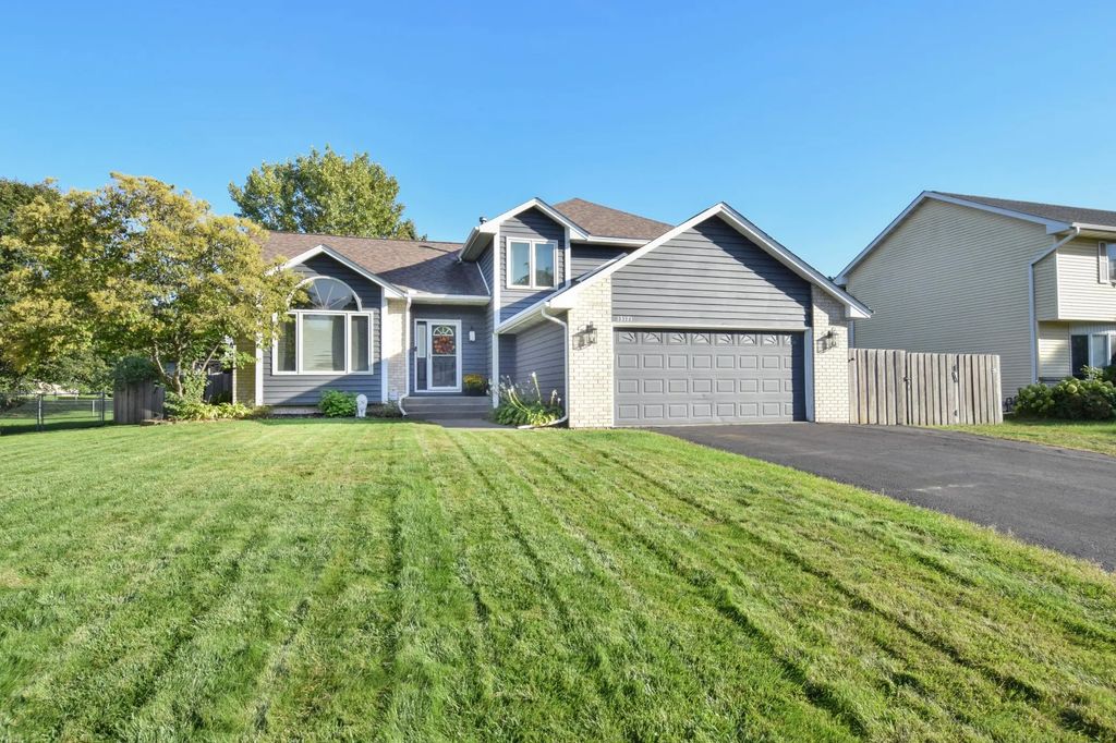 13171 Zion Street Nw, Coon Rapids