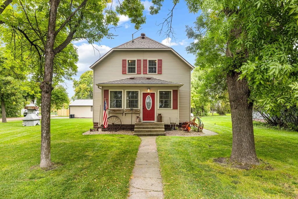 14800 90th Avenue S, Barnesville