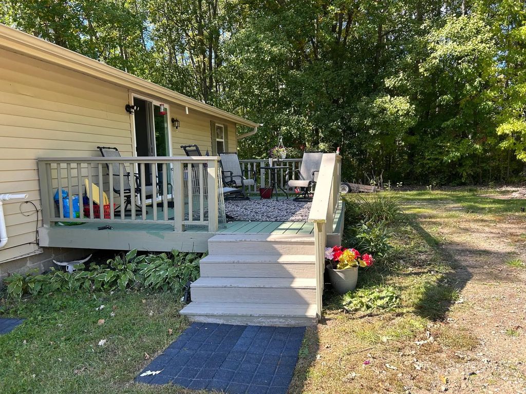 20979 Mill Road, Emily