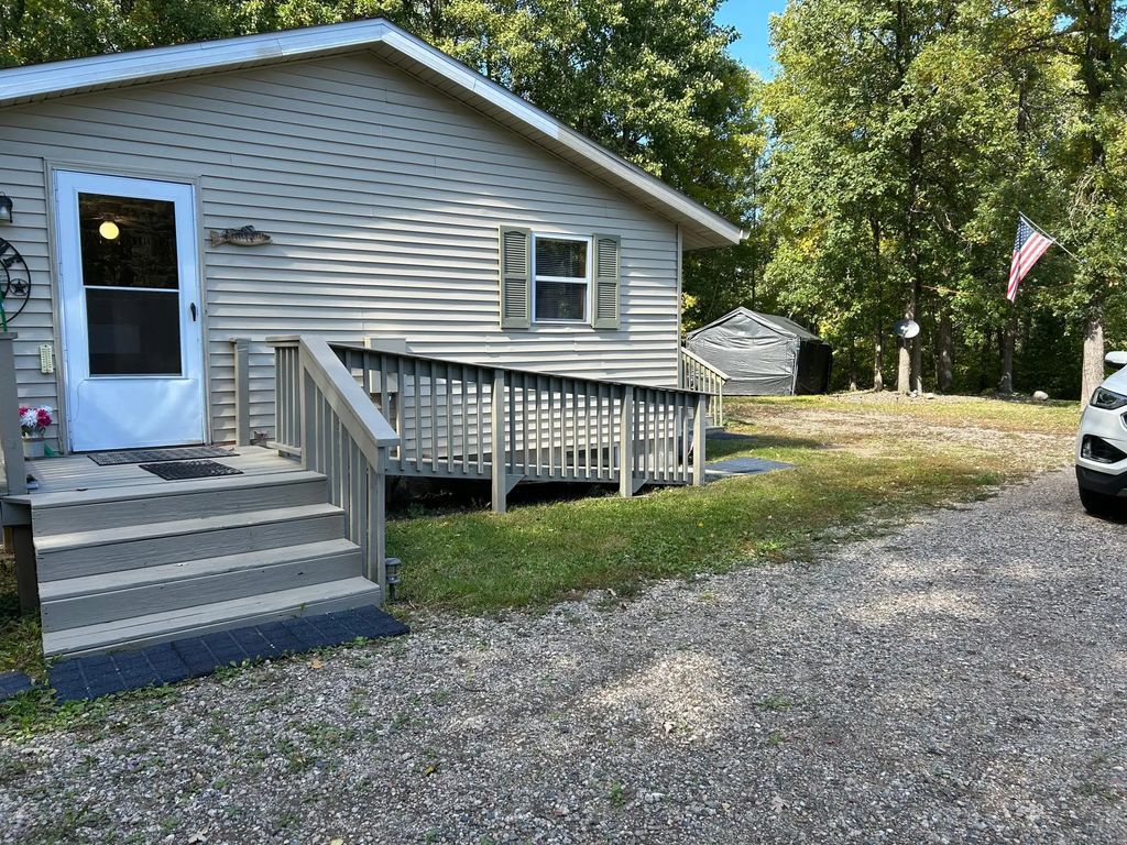 20979 Mill Road, Emily