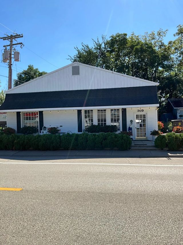 309 3rd Street, Pepin