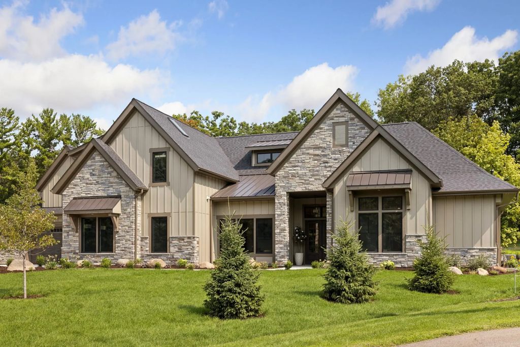 6205 Hillside Road, Edina