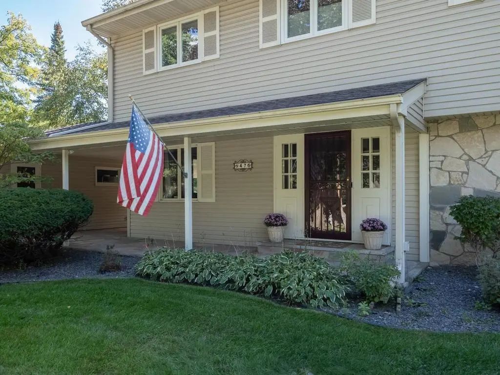 1475 3rd Street Nw, New Brighton