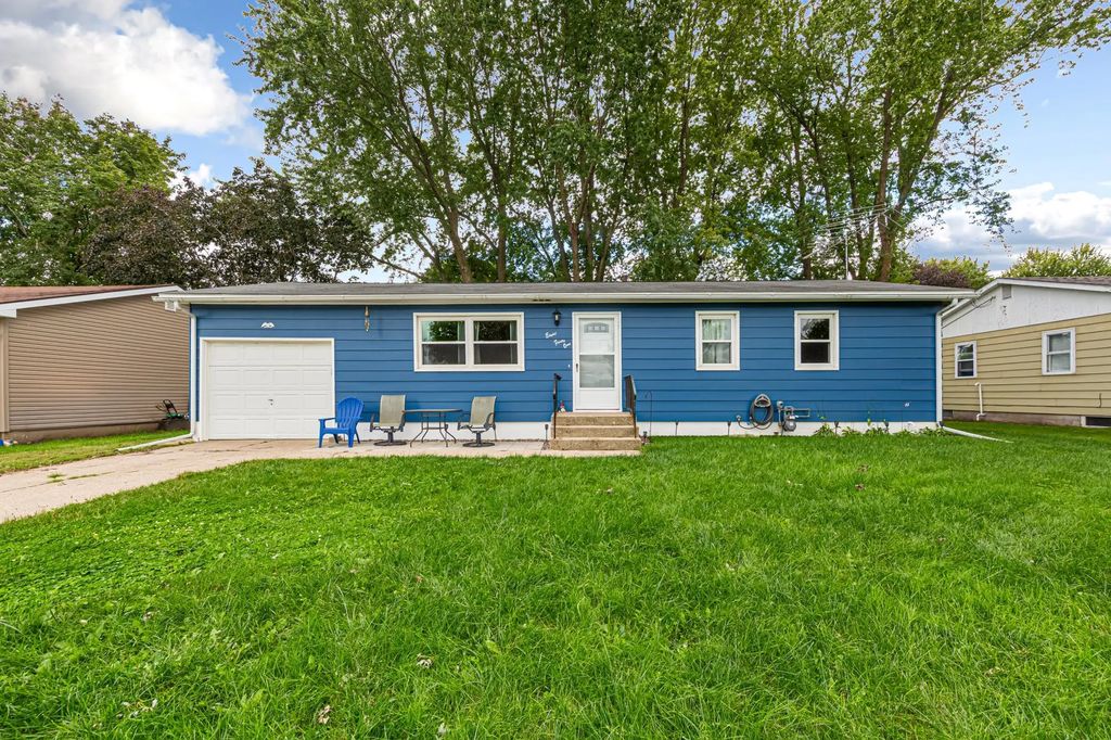 841 14th Street Se, Owatonna