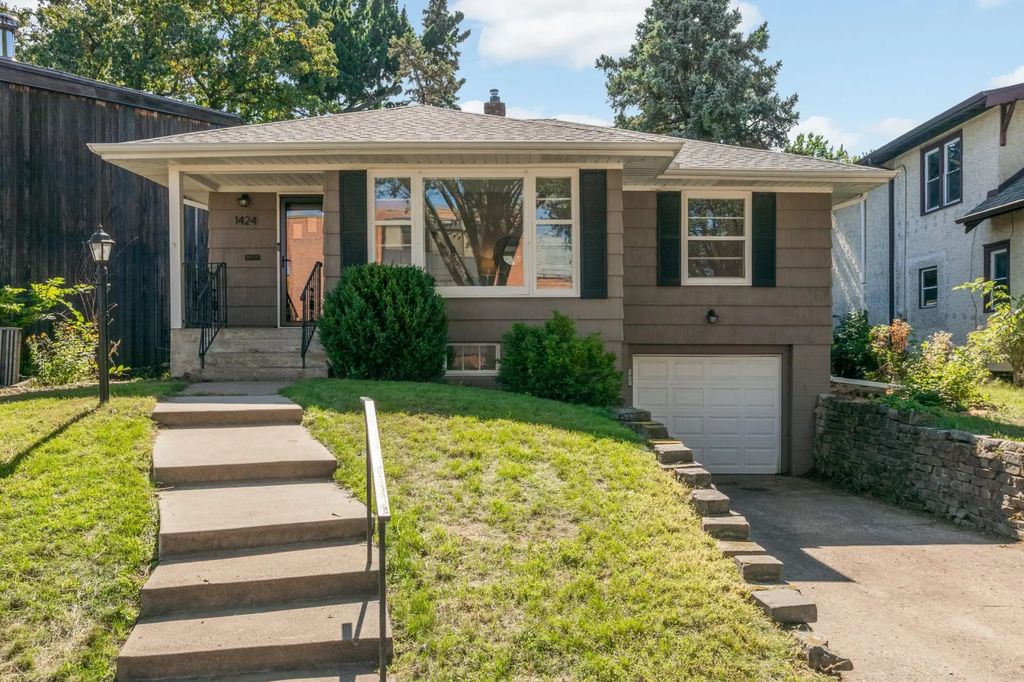 1424 Almond Avenue, Saint Paul