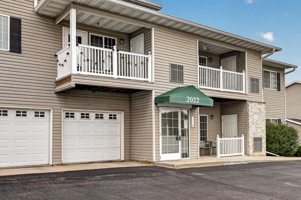 2022 29th Place Nw 203, Rochester