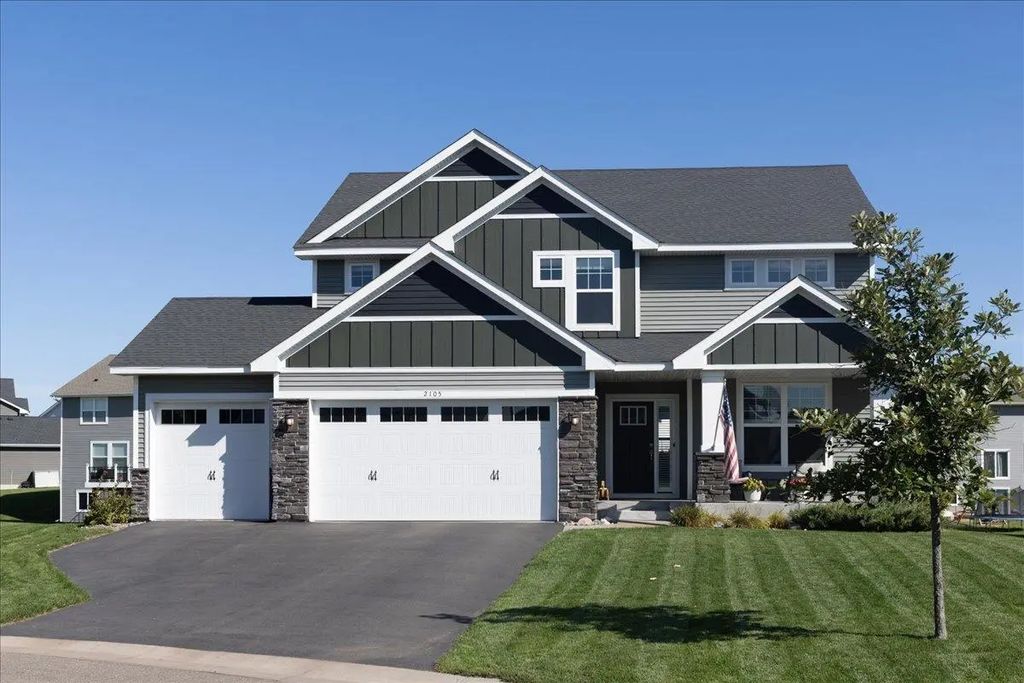 2105 Itasca Circle, Lino Lakes