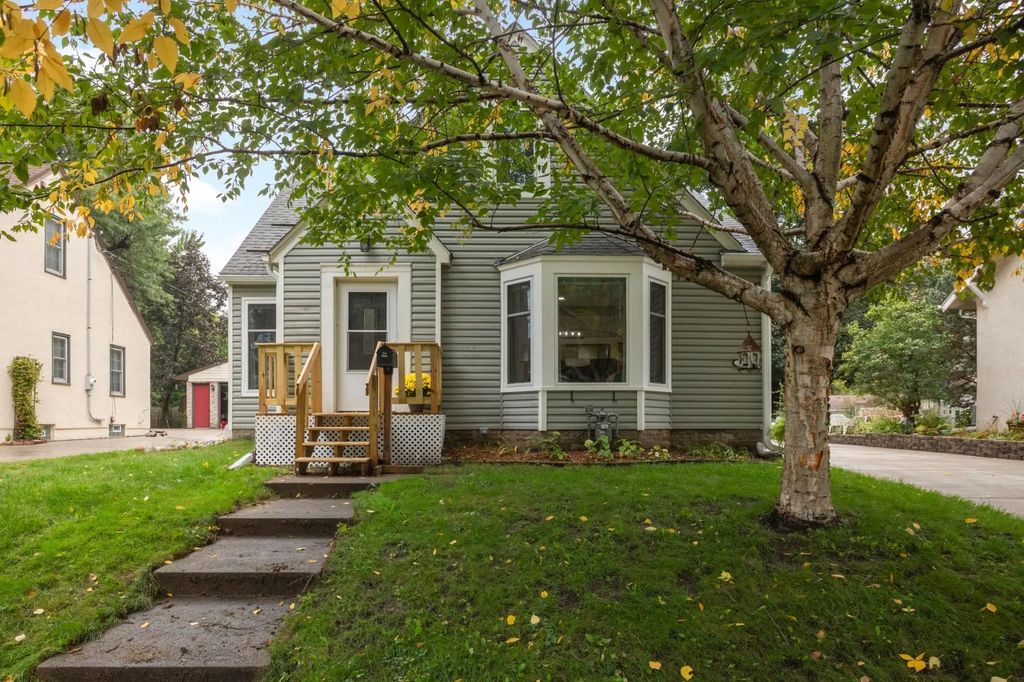 1154 Cherokee Avenue, West Saint Paul