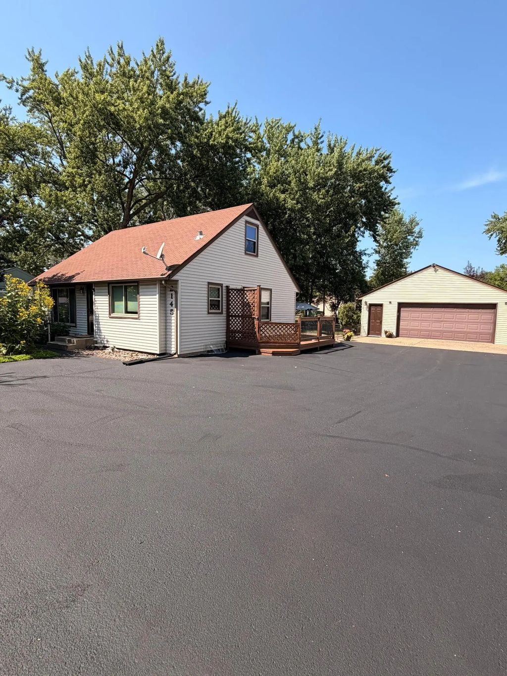 2145 County Road E E, White Bear Lake