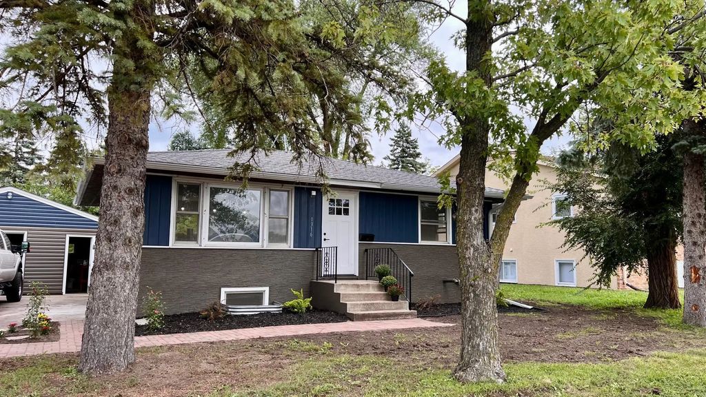 1316 7th Avenue, Anoka