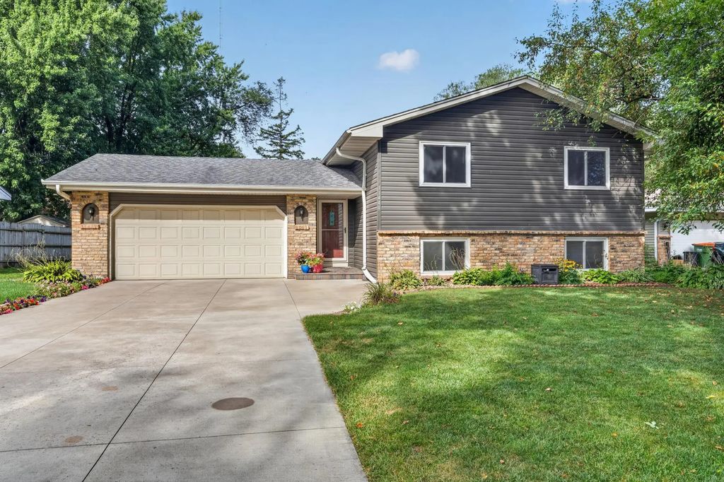 11440 Jonquil Street Nw, Coon Rapids