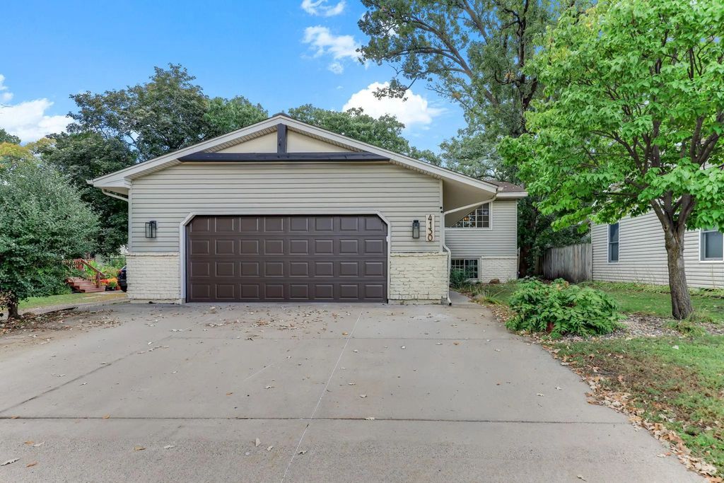 4130 Adair Avenue N, Robbinsdale