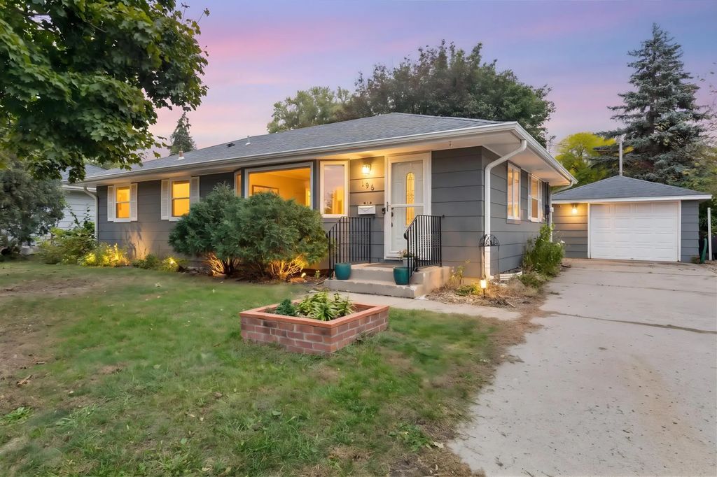 196 E 95th Street Circle, Bloomington
