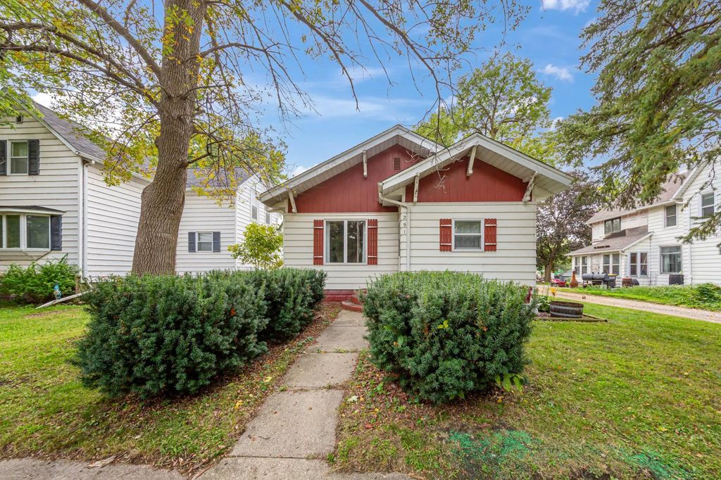 251 N Lincoln Street, Lake Crystal