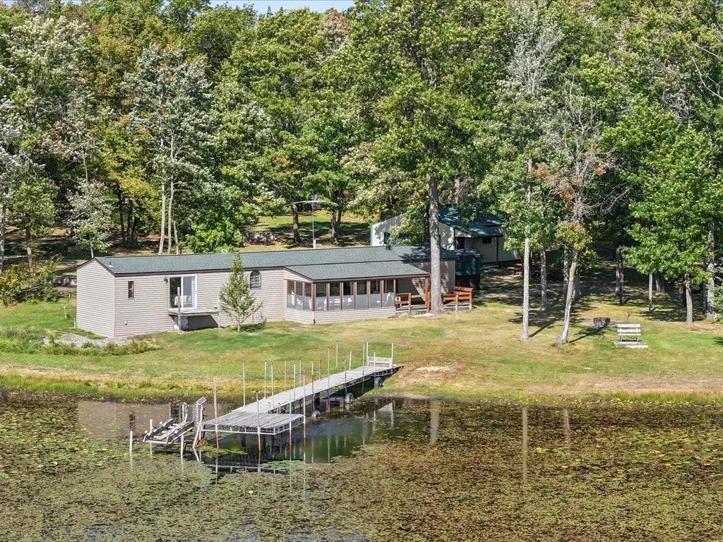 8143 Meadow Lake Road Sw, Motley