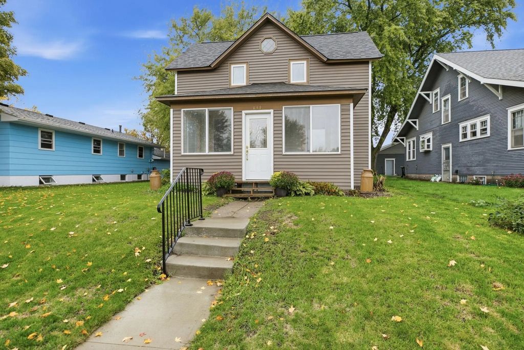 141 3rd Street 32, Albany
