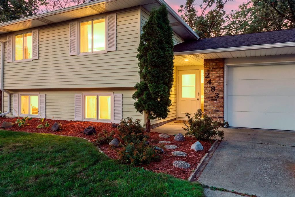 2483 Hidden Valley Lane, Stillwater