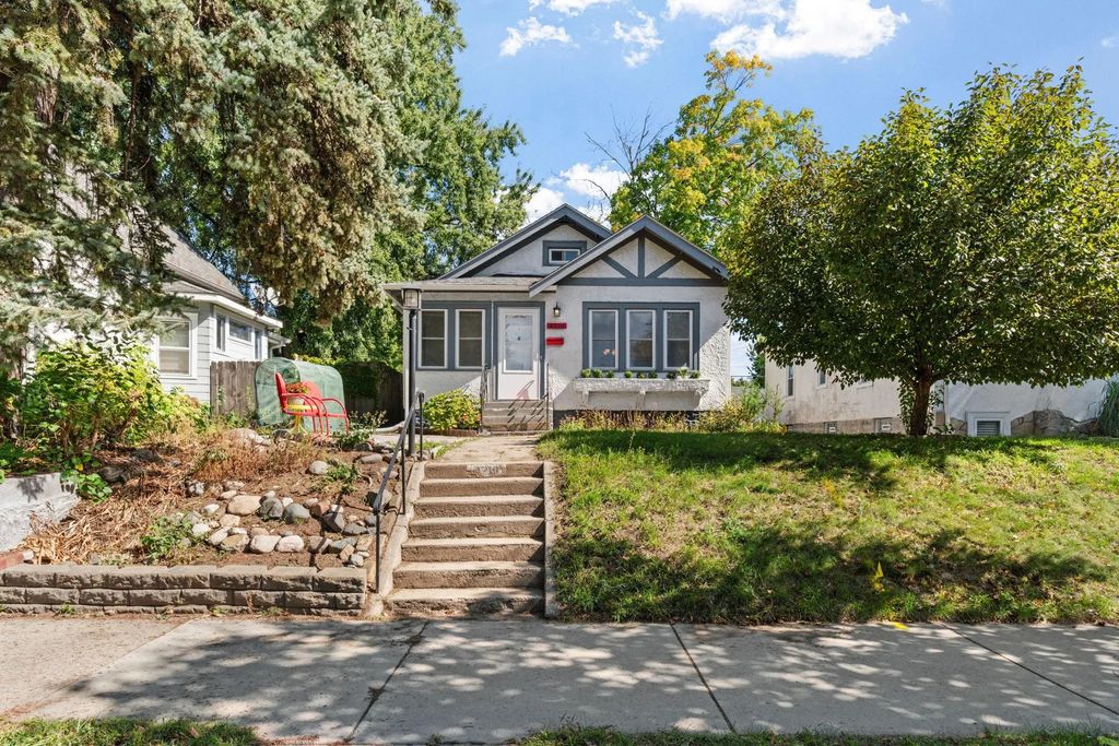 4219 5th Avenue S, Minneapolis