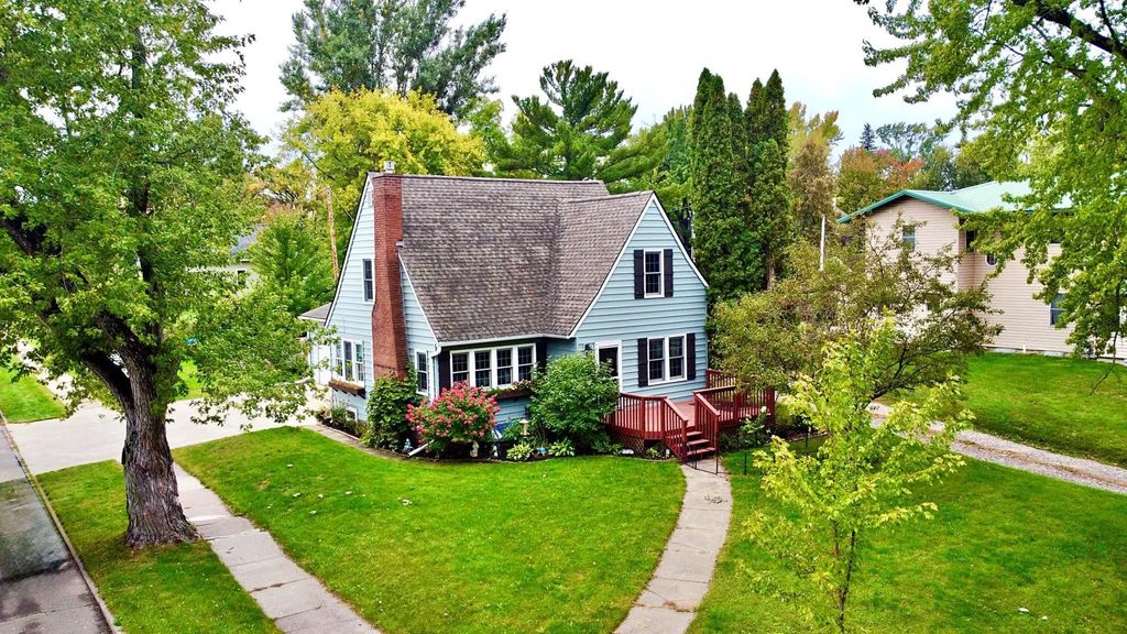 21 1st Street Se, Aitkin