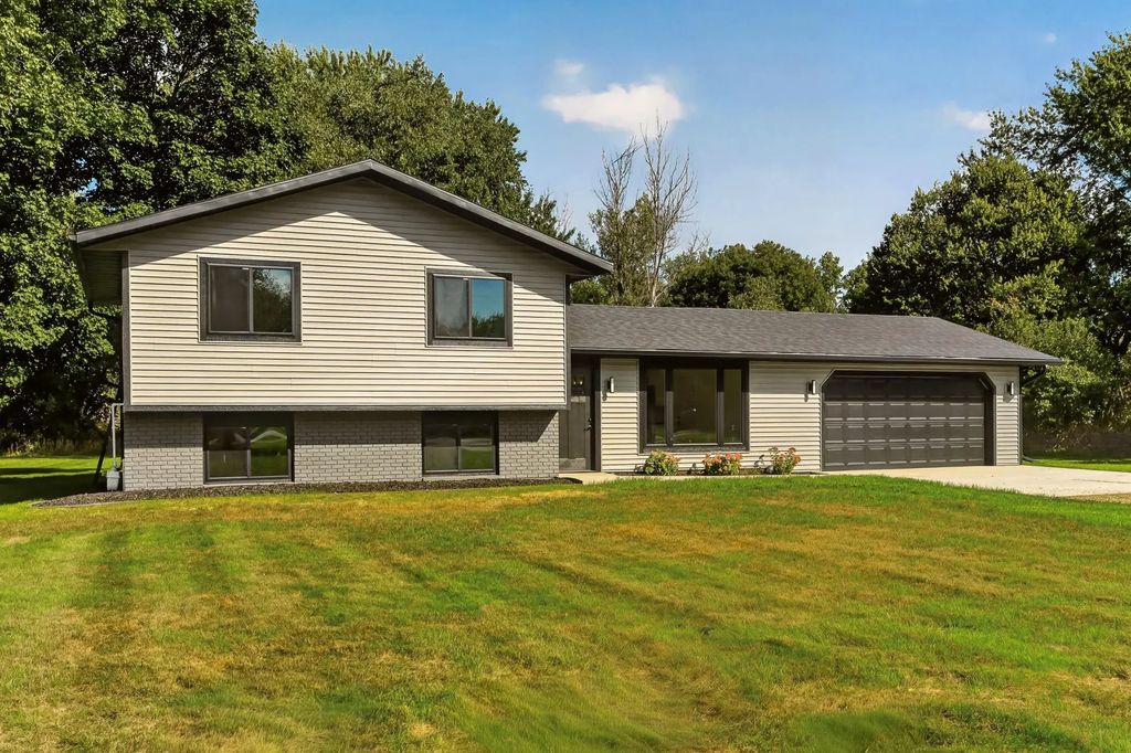 5225 Logan Street Se, Rochester