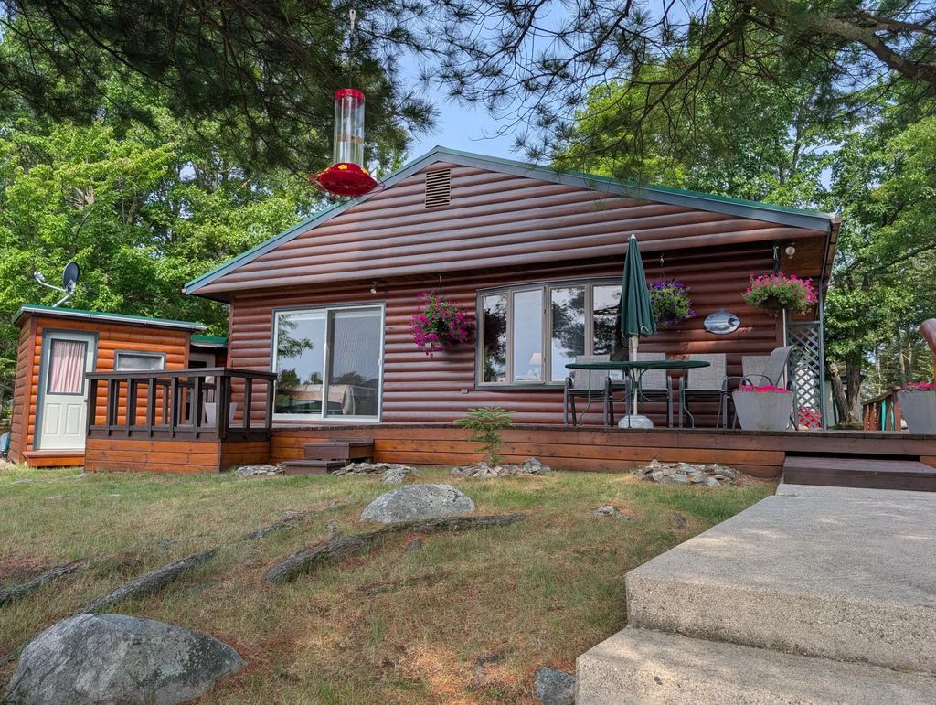 1944 Grindstone Island, International Falls