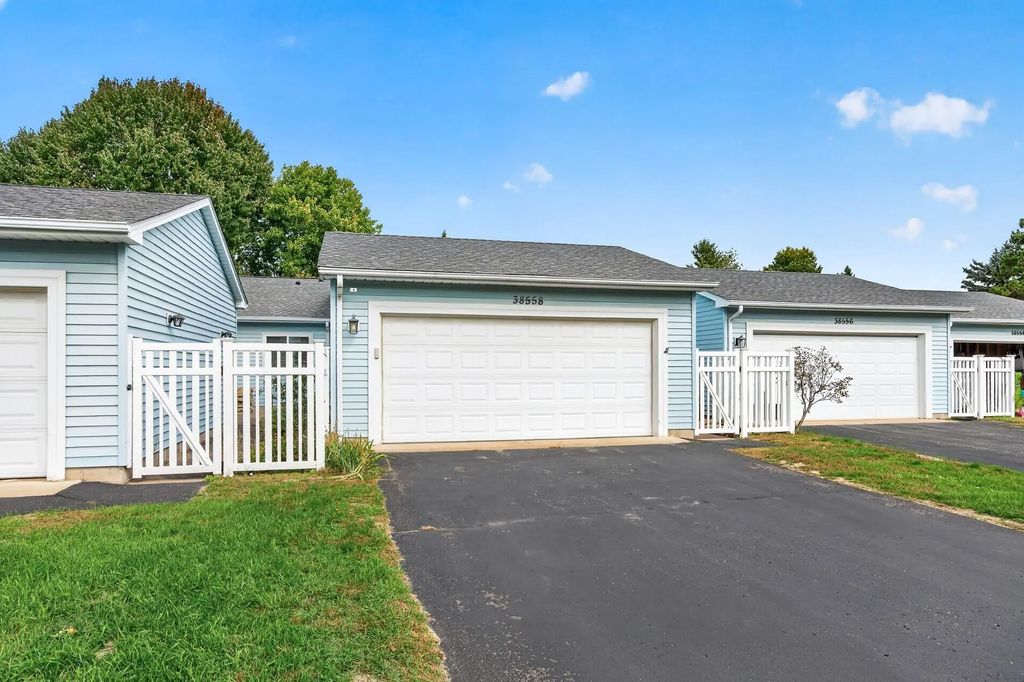38558 Grand Avenue, North Branch