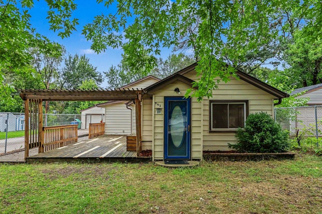 231 Longfellow Street Ne, Fridley