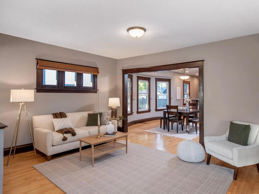 3512 34th Avenue S, Minneapolis